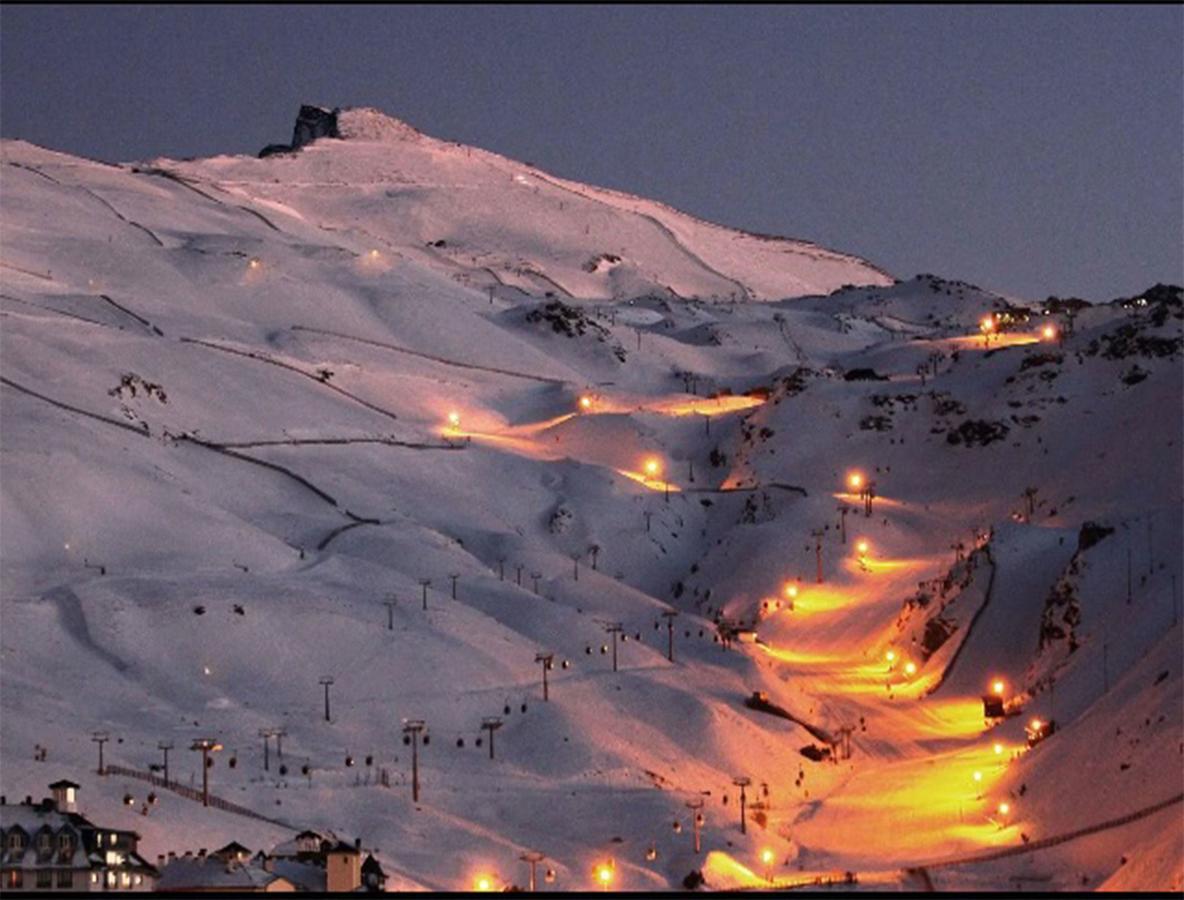 Todosierranevada Zona Baja - Edificio Atlas - Vistas A La Montana - Junto A Los Telecabinas เซียร์ราเนบาดา ภายนอก รูปภาพ